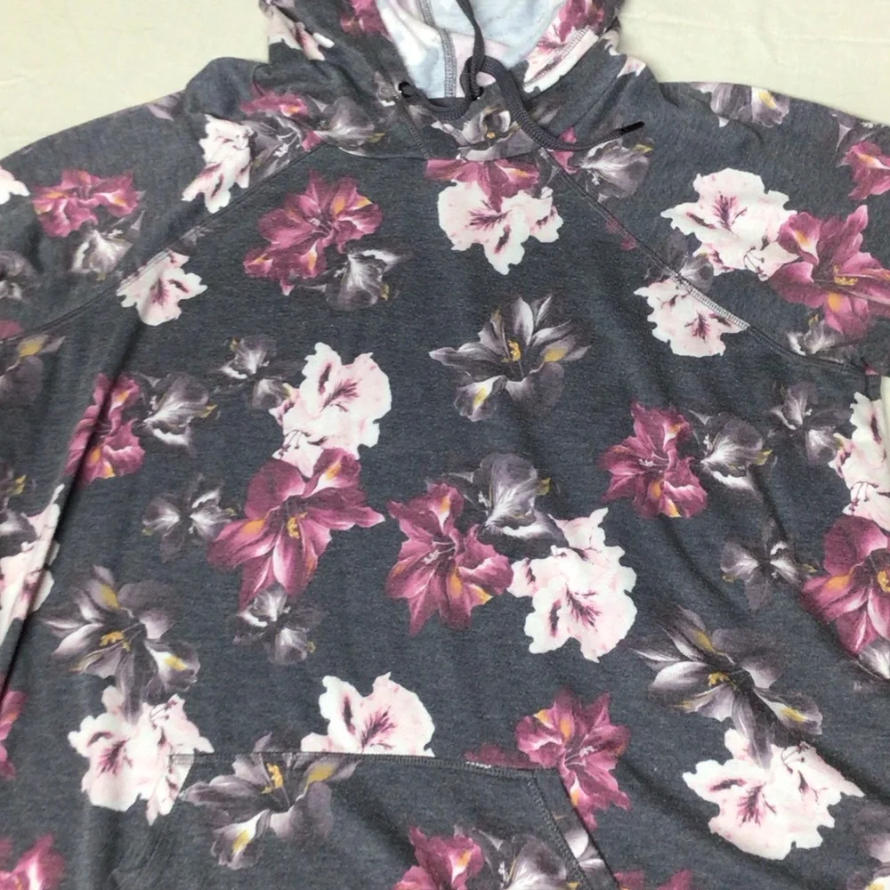 Floral Print Hooded Sweatshirt - Gray & Pink - Picture 7 of 10